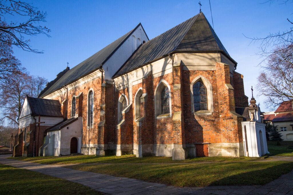 Budynek kościoła w Uniejowie